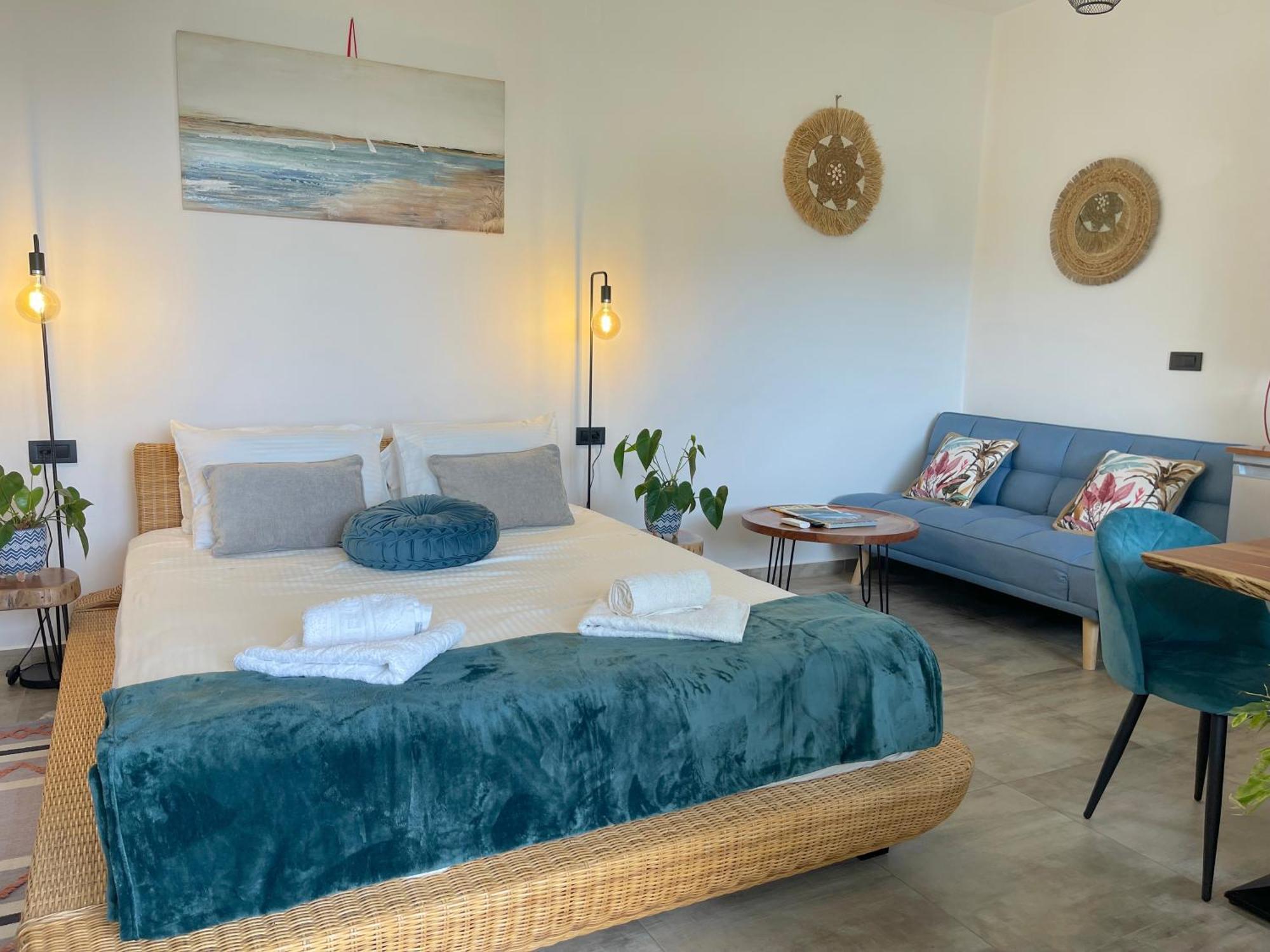 Cavos Luxury Apartments キサモス エクステリア 写真